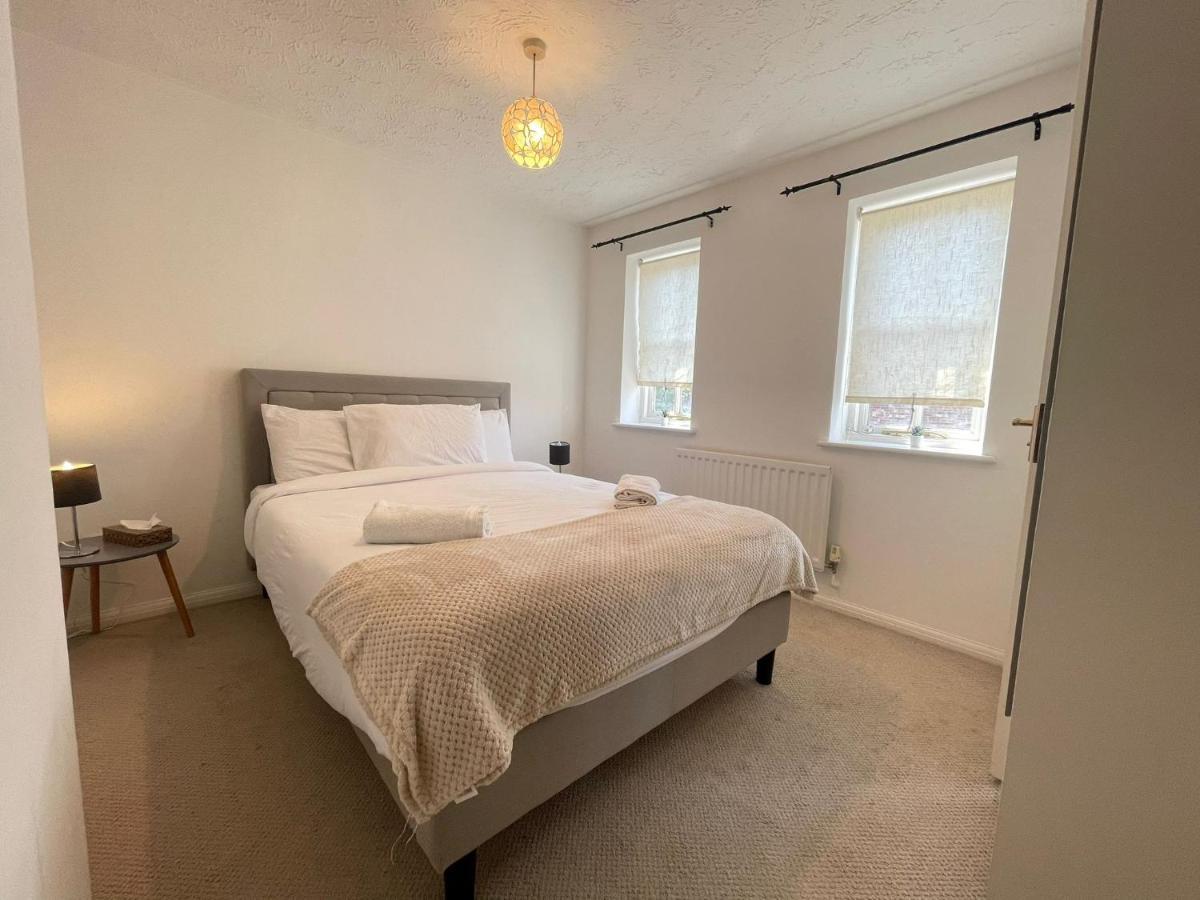 Lovely Double Room With En-Suite In Greenwich ロンドン エクステリア 写真