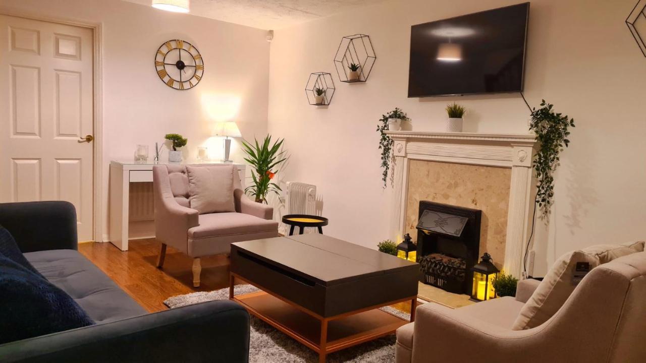 Lovely Double Room With En-Suite In Greenwich ロンドン エクステリア 写真